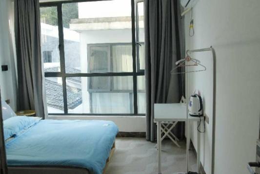 Showbiz Hostel Yangshuo Esterno foto