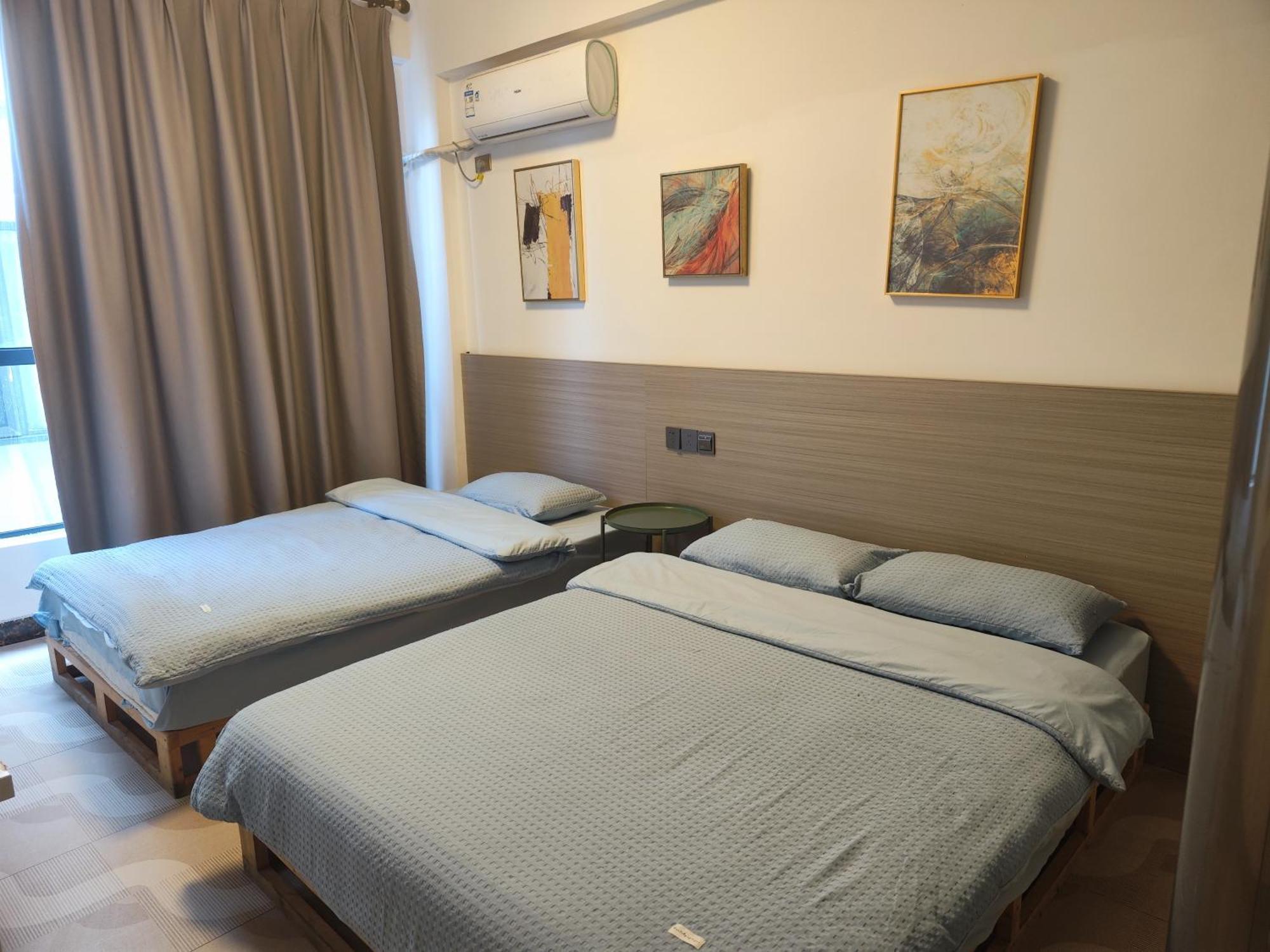 Showbiz Hostel Yangshuo Esterno foto